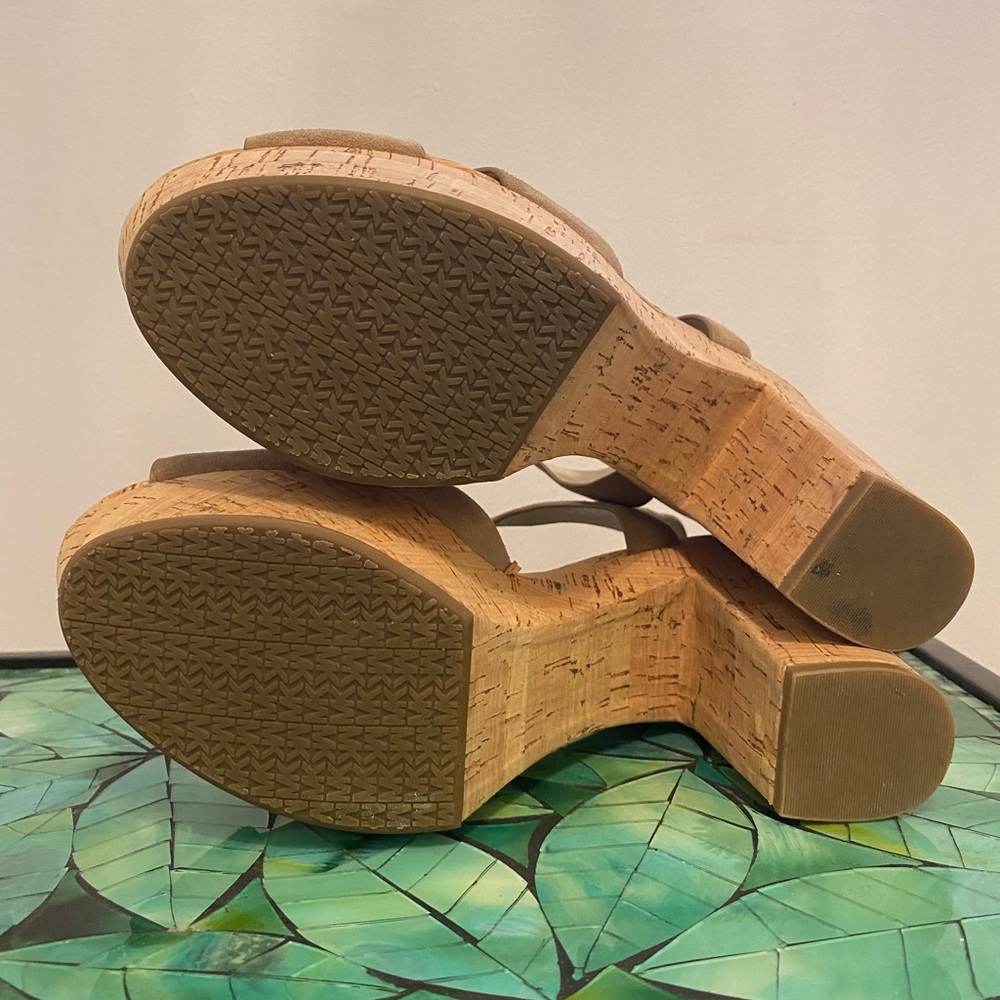 Michael Kors platform sandals - Picture 3 of 6